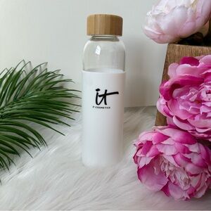 It Cosmetics Water Bottle